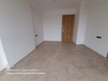 Room in 3 BHK Apartment at Bhaveshwar Smruti Apartment, Santacruz West – for Sale