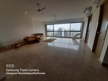 Room in 3 BHK Apartment at Bhaveshwar Smruti Apartment, Santacruz West – for Sale