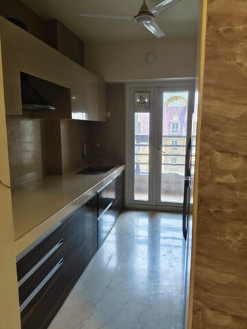 Master Bedroom in 2.5 BHK Apartment at Kanakia Paris, Bandra East – for Rent