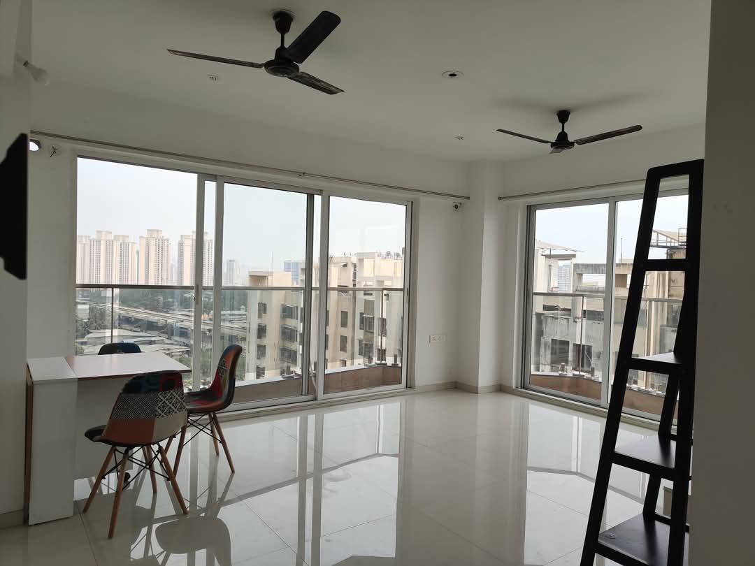 2 BHK + Pooja Room Apartment For Rent in Soham Crystal Spires