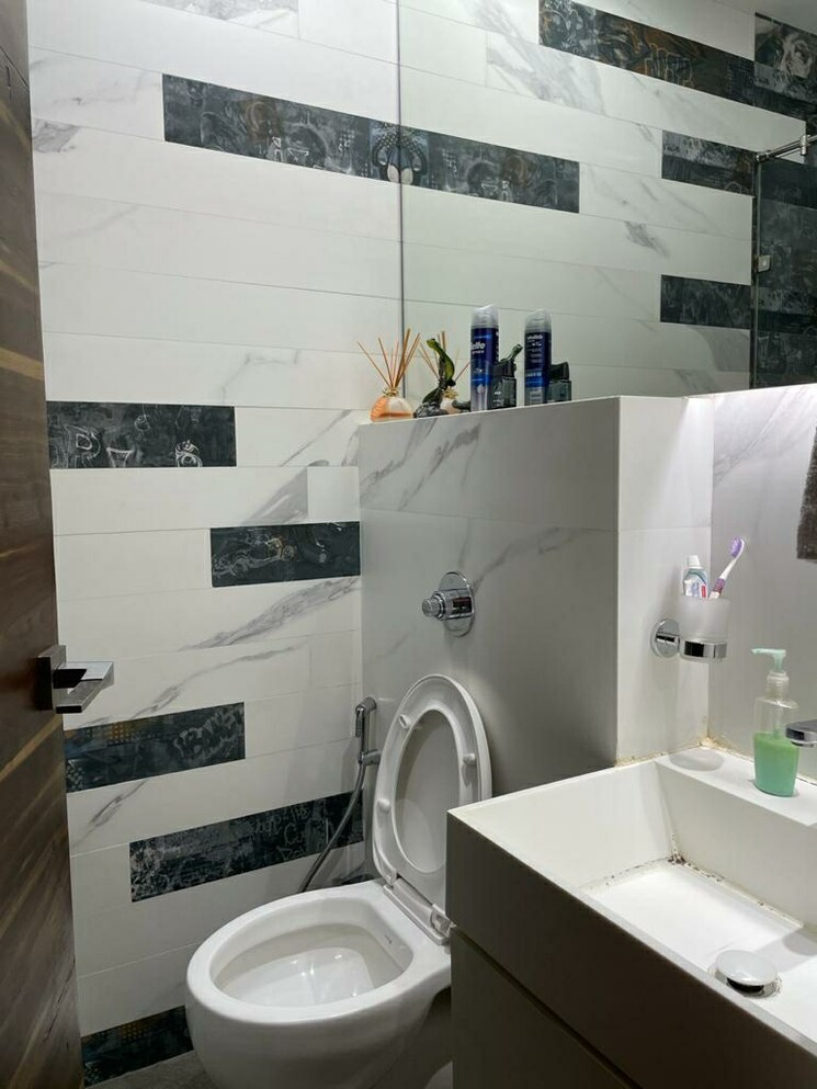 Master Bedroom, oberoi-realty-esquire 3 Bedroom 1496 Sq.Ft. Apartment In Goregaon East Mumbai 8738444