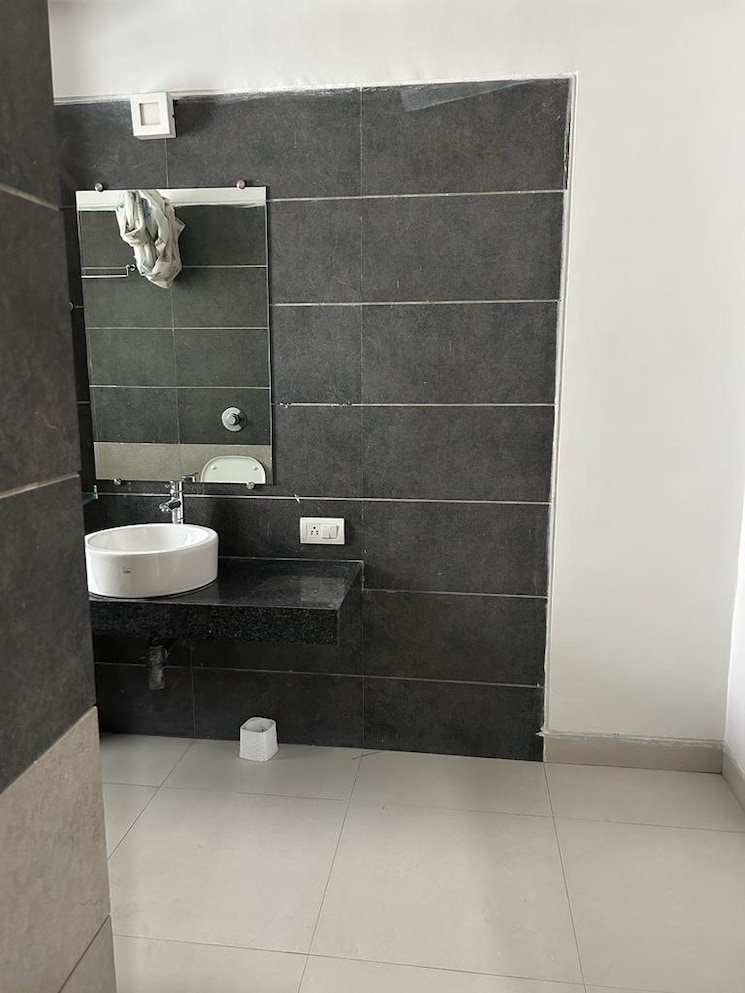 Bathroom, prahlad nagar 4 Bedroom 4400 Sq.Ft. Apartment In Prahlad Nagar Ahmedabad 8738468