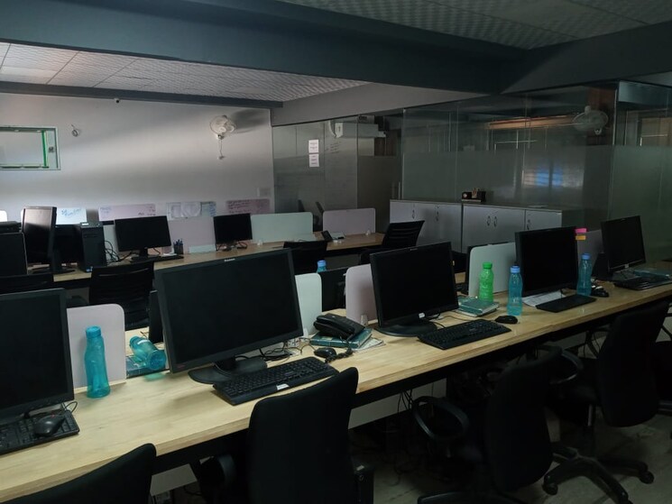 Team Area, sector 63 Commercial Office Space in IT/SEZ 3100 Sq.Ft. In Sector 63 Noida 6977079