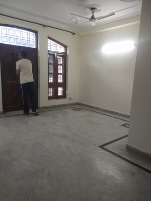 2 BHK Builder Floor For Sale in RWA Apartments Sector 27, Sector 27
