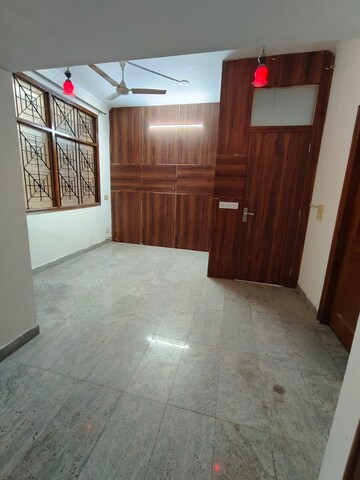 Room in 2 BHK Independent House at RWA Apartments Sector 20, Sector 20 – for Sale