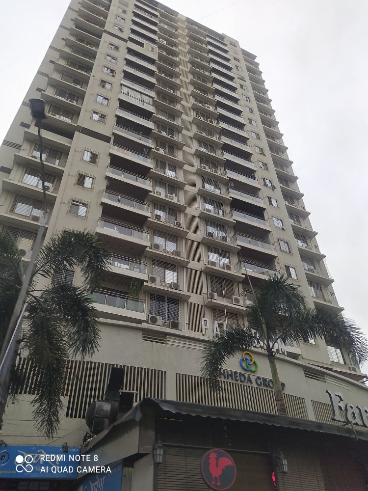 2 BHK Apartment For Rent in Chheda Palladium