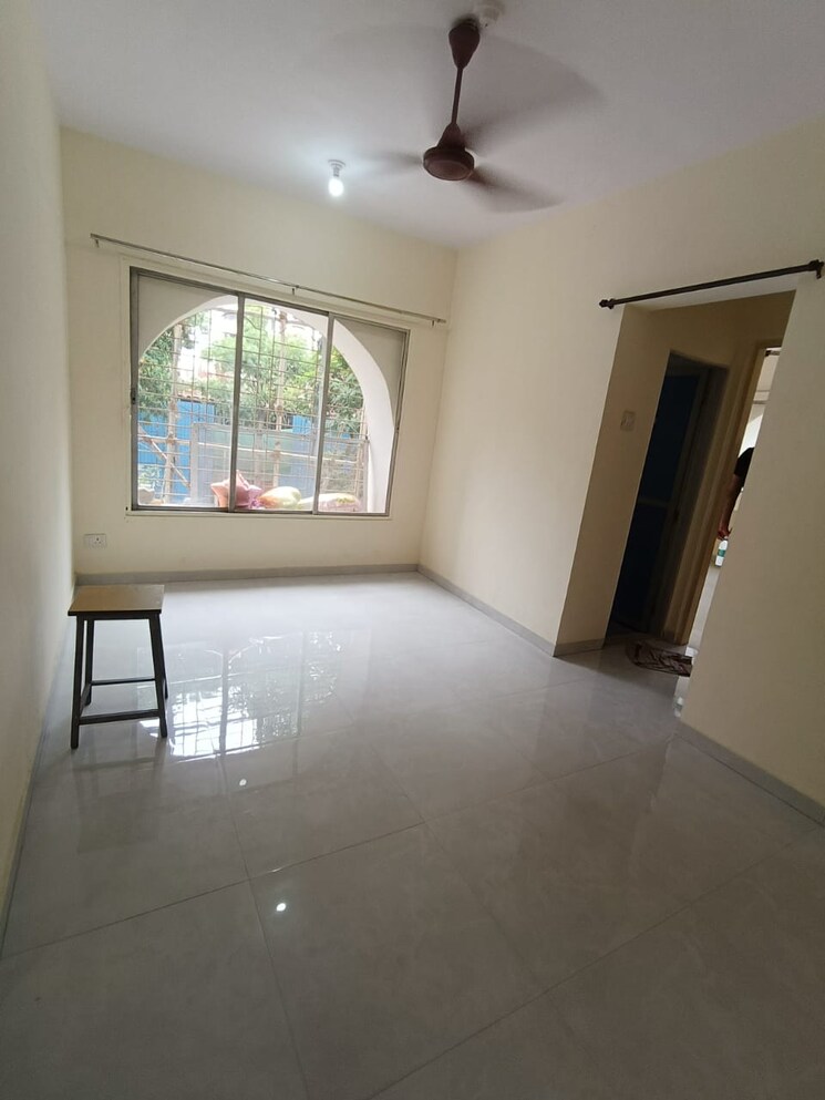 Room, new-golden-green-chs 1 Bedroom 587 Sq.Ft. Apartment In Borivali West Mumbai 8738547