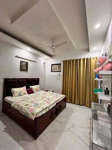 Master Bedroom in 1 RK Builder Floor at Sector 23 – for Rent