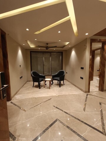 Living Room in 1 BHK Builder Floor at Sector 23 – for Rent