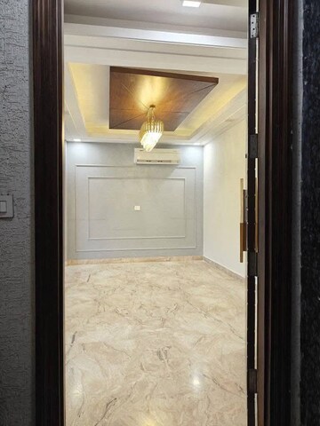 Room in 1 BHK Builder Floor at Sector 23 – for Rent
