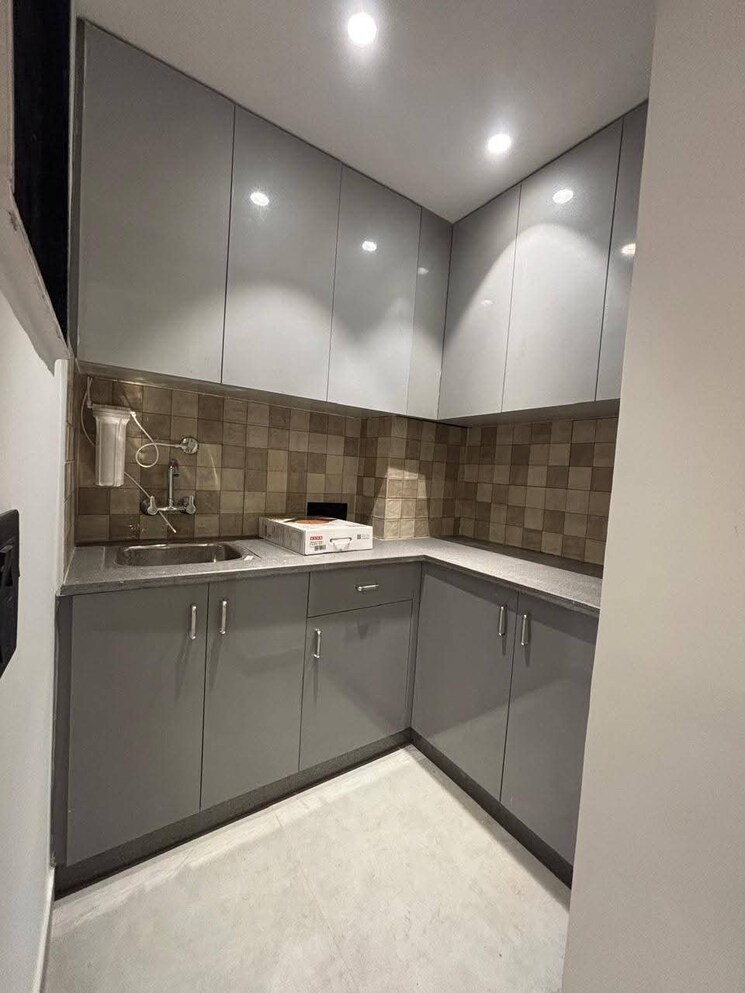 Kitchen, sector 23 1 Bedroom 900 Sq.Ft. Builder Floor In Sector 23 Gurgaon 8738574