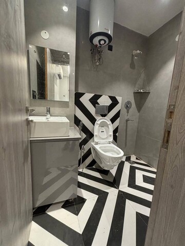 Attached Bathroom in 1 BHK Builder Floor at Sector 23 – for Rent