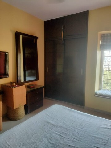 Room in 2 BHK Apartment at Thane West – for Rent