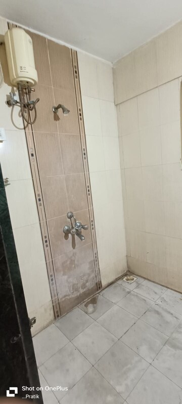 Master Bedroom in 2 BHK Apartment at SSD Sai Avenue, Pimple Saudagar – for Rent
