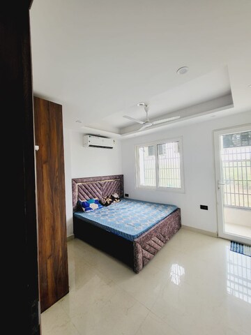 Bedroom in 2 BHK Builder Floor at Saket – for Rent