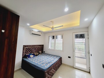 Bedroom in 2 BHK Builder Floor at Saket – for Rent