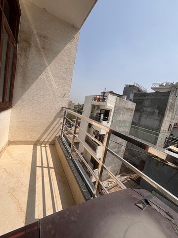 Balcony in 1 BHK Builder Floor at Saket – for Rent