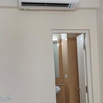 Building Lobby in 2.5 BHK Apartment at Emaar Emerald Estate, Medawas – for Rent