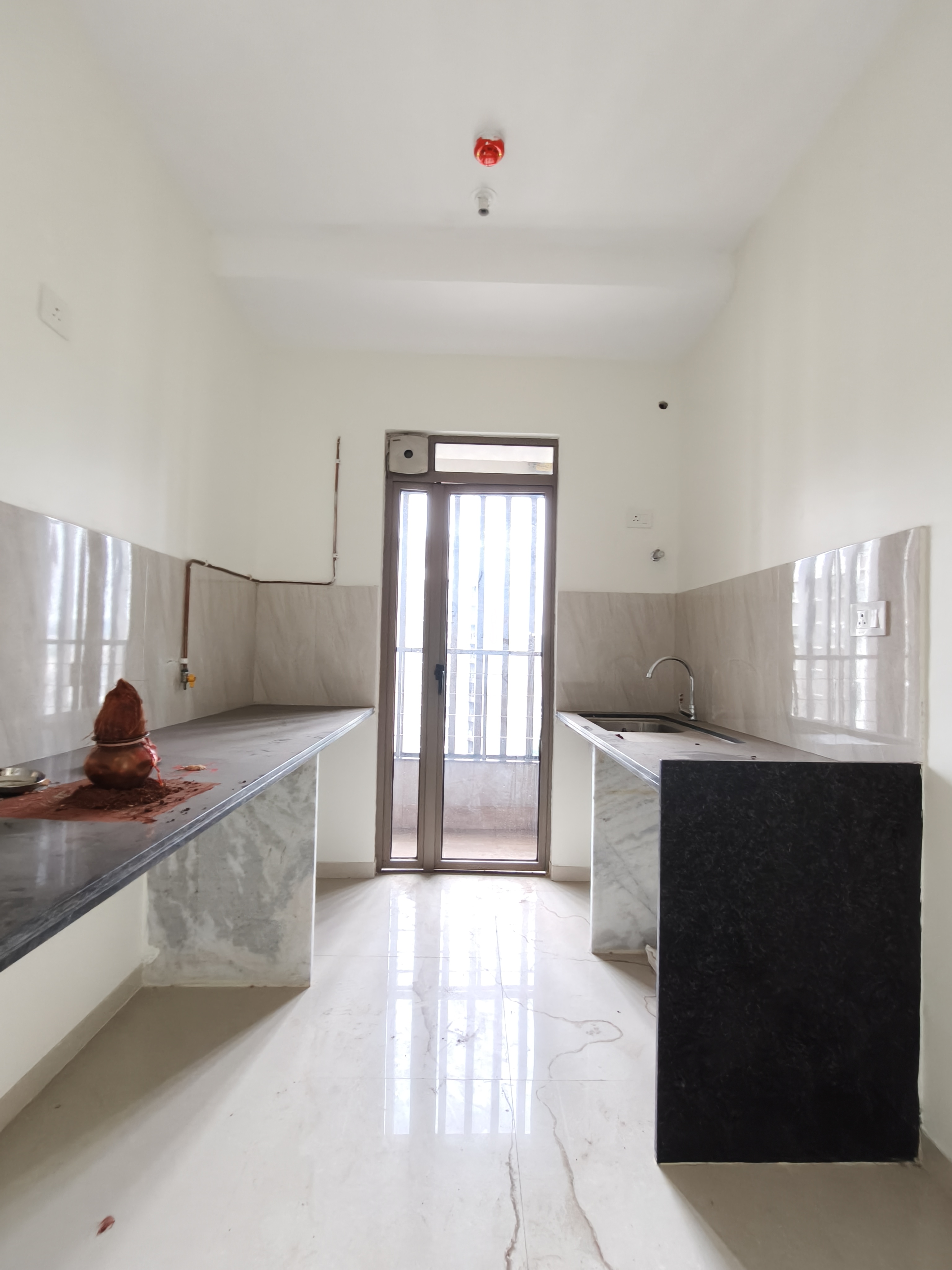 2 BHK + Pooja Room 527 Sq.Ft. Apartment in Kalpataru Paramount