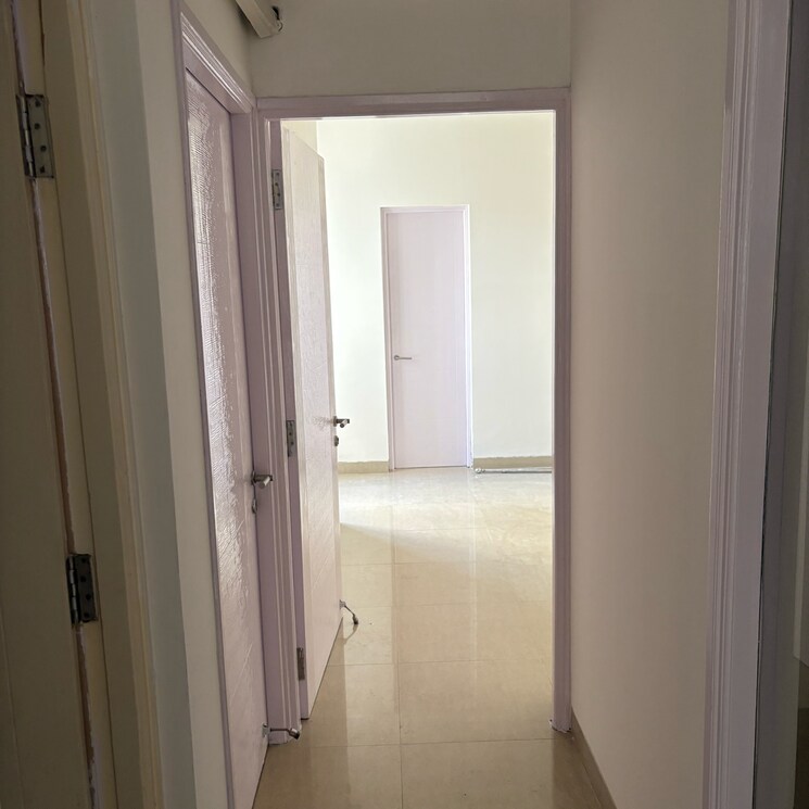 undefined, emaar-emerald-estate 2.5 Bedroom 1020 Sq.Ft. Apartment In Medawas Gurgaon 8738665