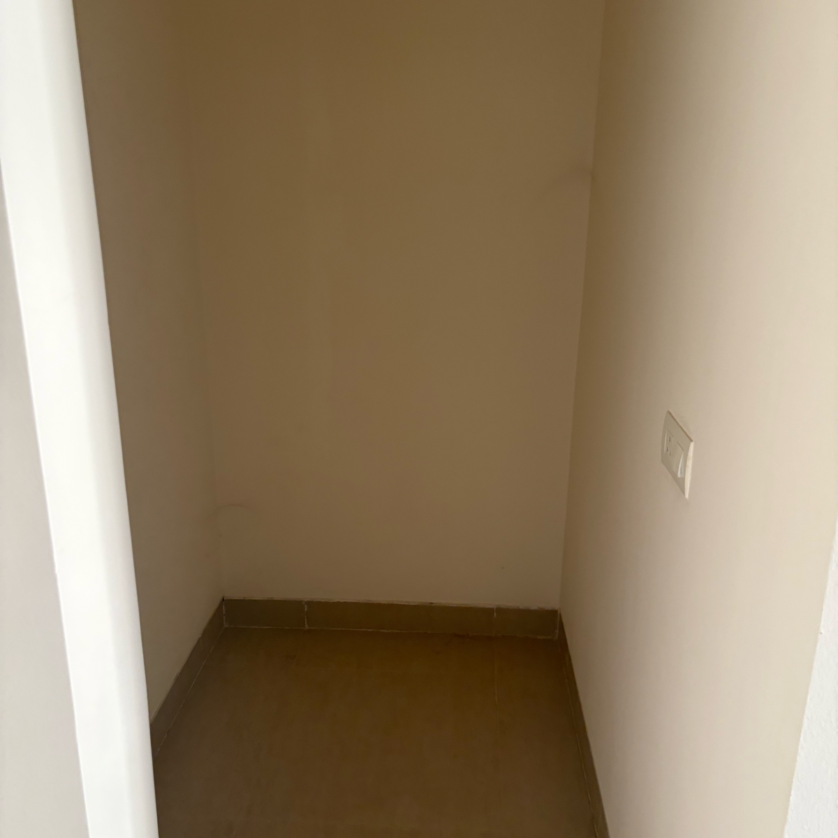 2.5 BHK + Study Room Apartment For Sale in Emaar Emerald Estate