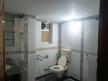 Bathroom in 4 BHK Apartment at Gokuldham Complex, Goregaon East – for Rent