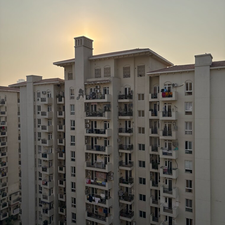 Exterior View, emaar-emerald-estate 3.5 Bedroom 1310 Sq.Ft. Apartment In Medawas Gurgaon 8738676