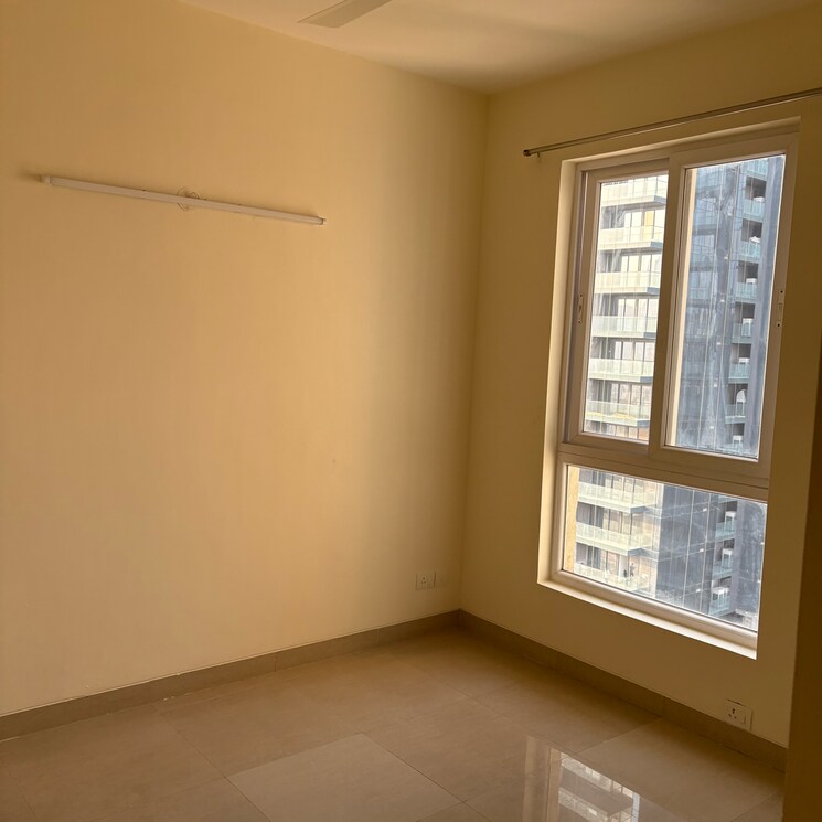 Room, emaar-emerald-estate 3.5 Bedroom 1310 Sq.Ft. Apartment In Medawas Gurgaon 8738676