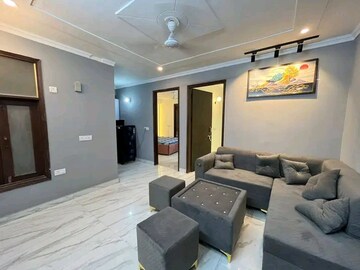 2 BHK Builder Floor For Rent in Saket