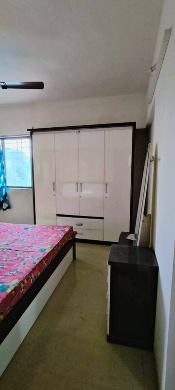 Bedroom in 2 BHK Apartment at Neptune Society, Kalyani Nagar – for Rent