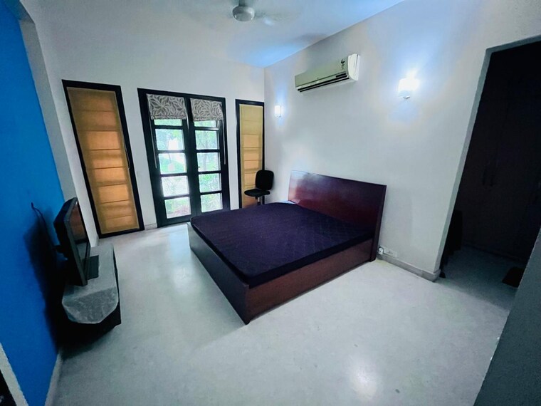 Living Room, vipul-tatvam-villas 3.5 Bedroom 3000 Sq.Ft. Villa In Sector 48 Gurgaon 8738738