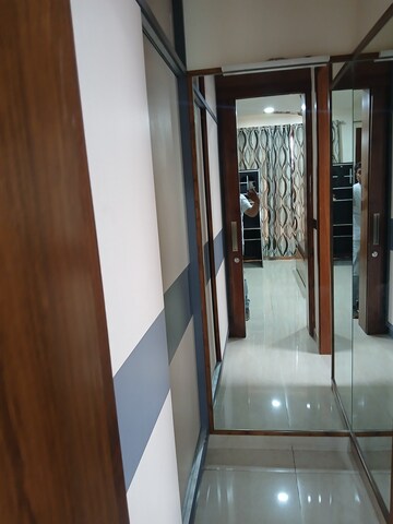  3.5 BHK Builder Floor at Sector 13 – for Rent