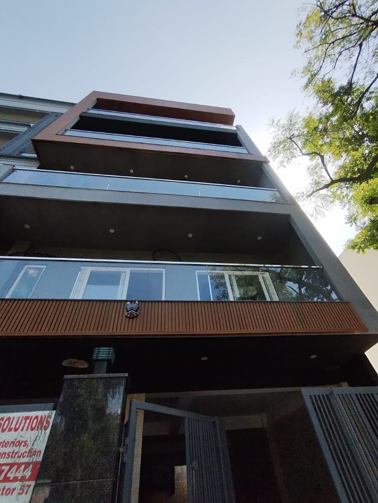 Exterior View, panchsheel enclave 3 Bedroom 265 Sq.Yd. Builder Floor In Panchsheel Enclave Delhi 8738752