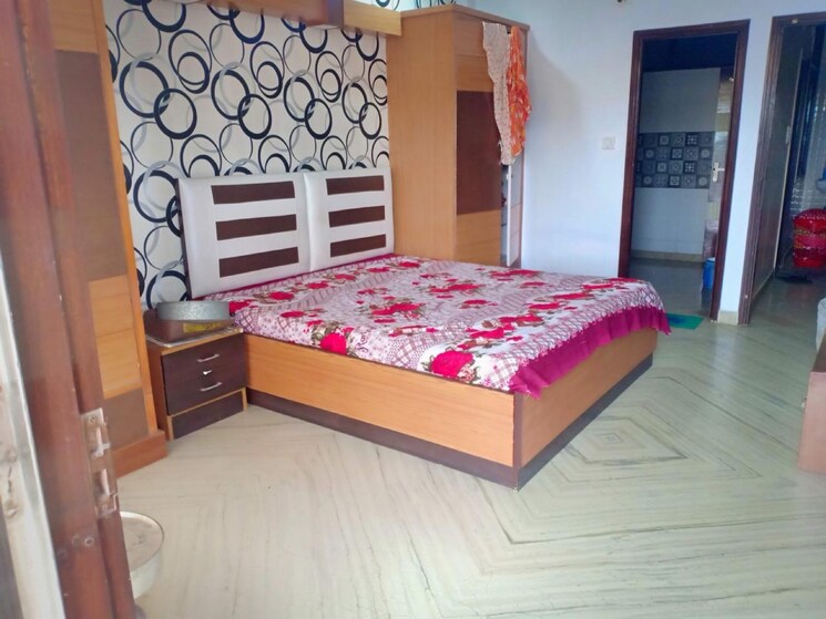 Bedroom, rohini sector 23 4 Bedroom 250 Sq.Yd. Builder Floor In Rohini Sector 23 Delhi 8738756