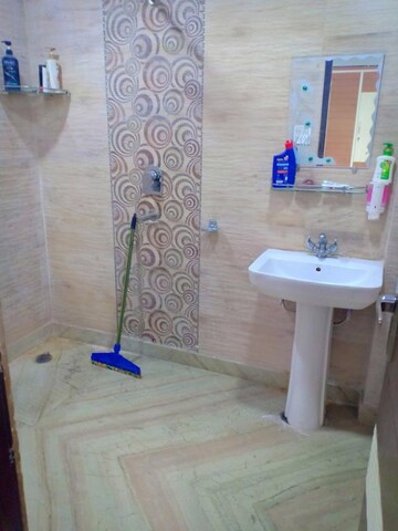 Bathroom in 4 BHK Builder Floor at Rohini Sector 23 – for Sale