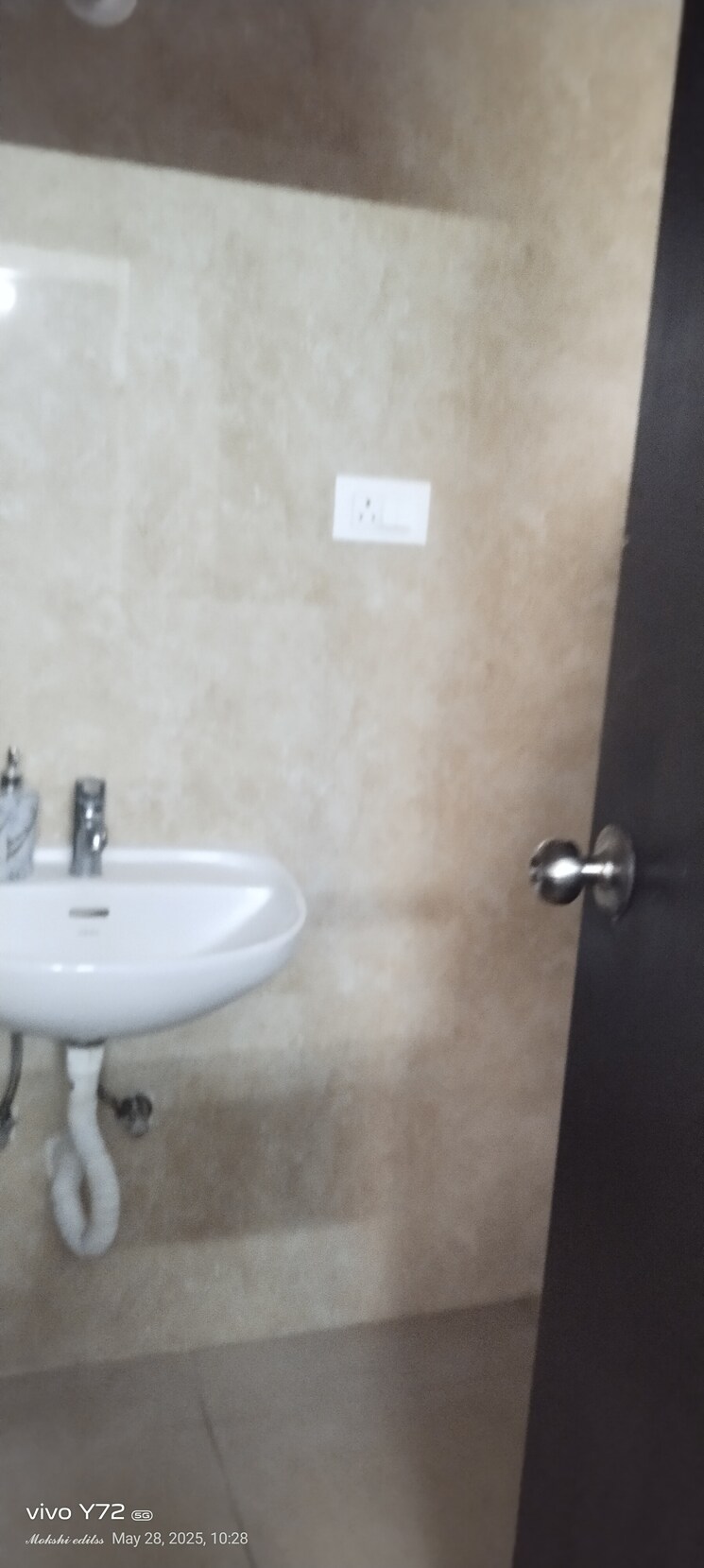Bathroom, pavani-laxmi-nivas 3 Bedroom 1500 Sq.Ft. Apartment In Madhapur Hyderabad 8738766