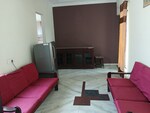1.5 BHK + Pooja Room 350 Sq.Ft. Builder Floor in Sector 9/11