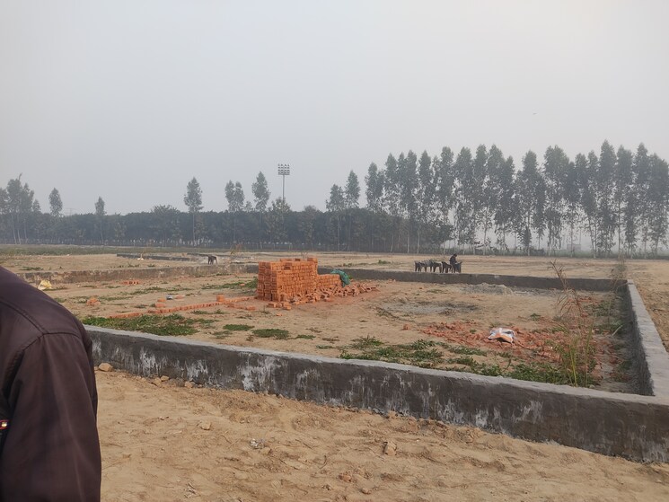 undefined, sector 135  900 Sq.Ft. Plot In Sector 135 Noida 8738815