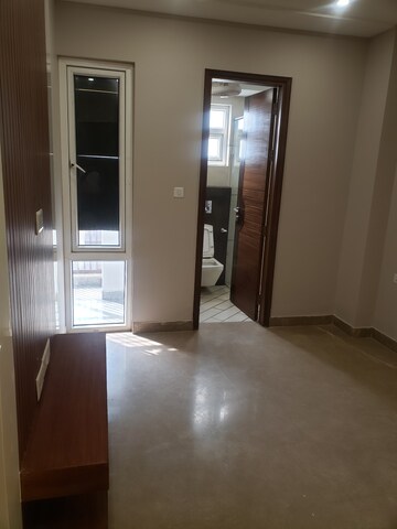 2 BHK Builder Floor For Rent in Janakpuri