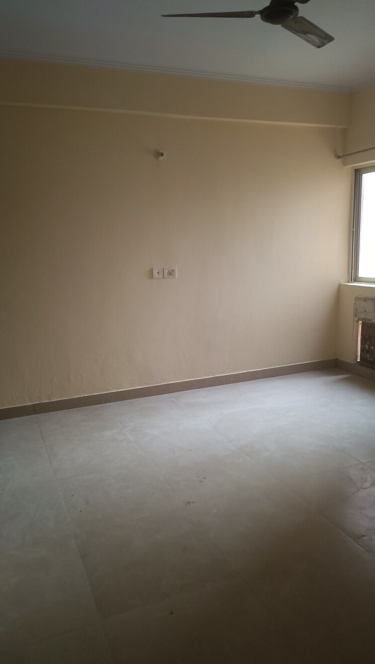 Room, gardenia-gateway 3 Bedroom 1700 Sq.Ft. Apartment In Sector 75 Noida 8738844