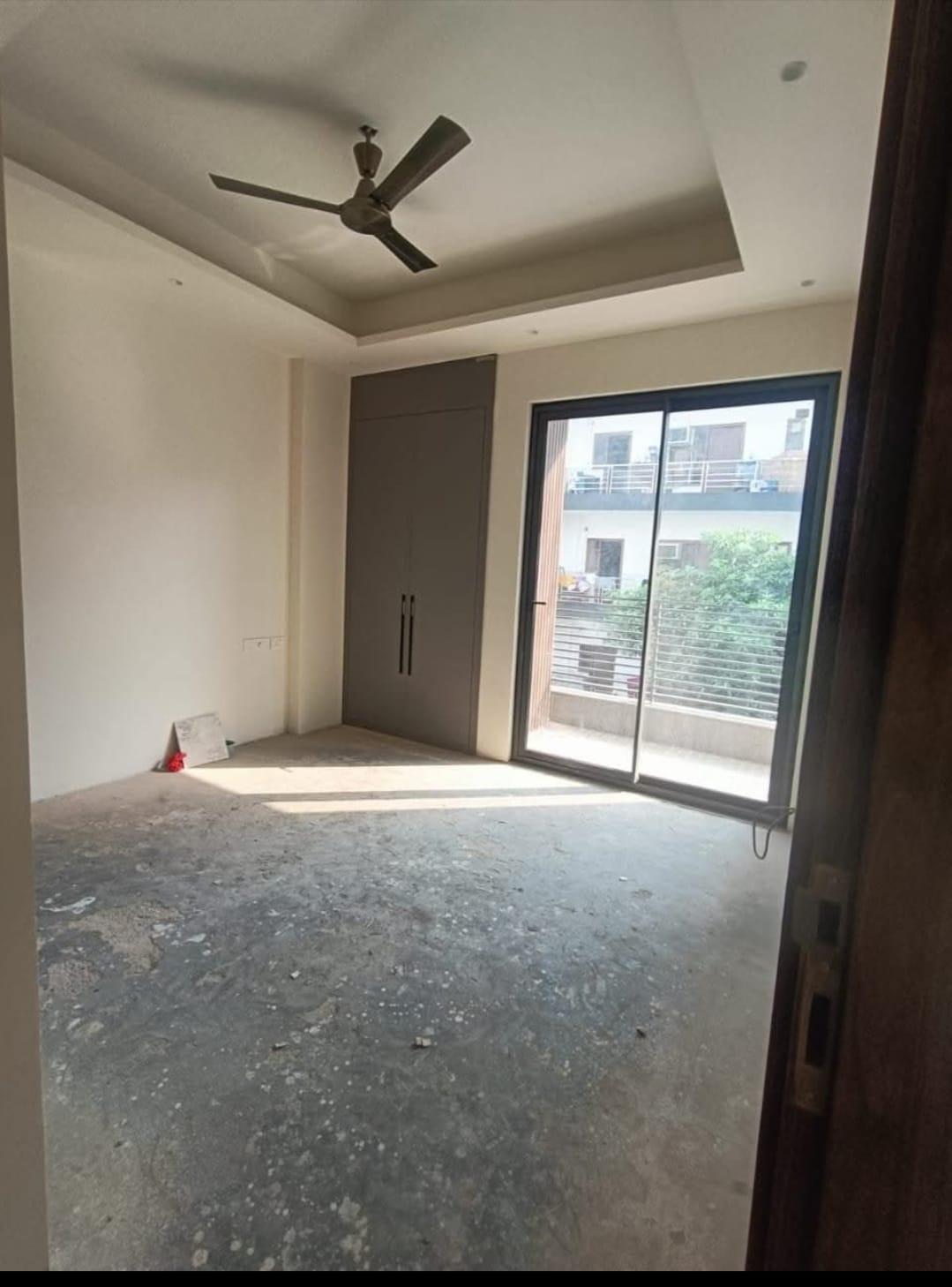 3 BHK + Servant Room Builder Floor For Sale in Panchsheel Enclave