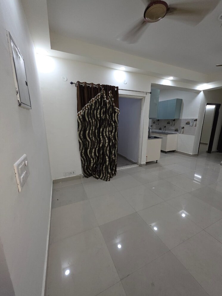 Living Room, aims-golf-avenue-i 3 Bedroom 1750 Sq.Ft. Apartment In Sector 75 Noida 8738850