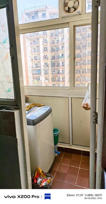 Bathroom in 2 BHK Apartment at Aims Golf City, Sector 75 – for Rent