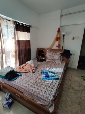 Bedroom in 3 BHK Apartment at Amann Akansha Heights, Worli – for Rent