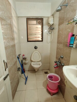 Bathroom in 3 BHK Apartment at Amann Akansha Heights, Worli – for Rent