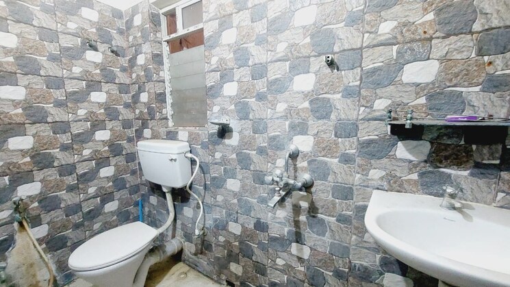 Bathroom, rbm-valley 2.5 Bedroom 1090 Sq.Ft. Apartment In Kaikhali Kolkata 8738869