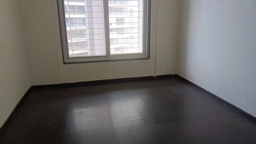 Room in 2 BHK Apartment at Sukhwani  EMPIRE SQUARE, Pimpri – for Rent