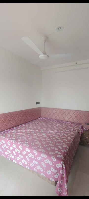 Room in 1 BHK Apartment at NVN ODC 1, Goregaon West – for Rent