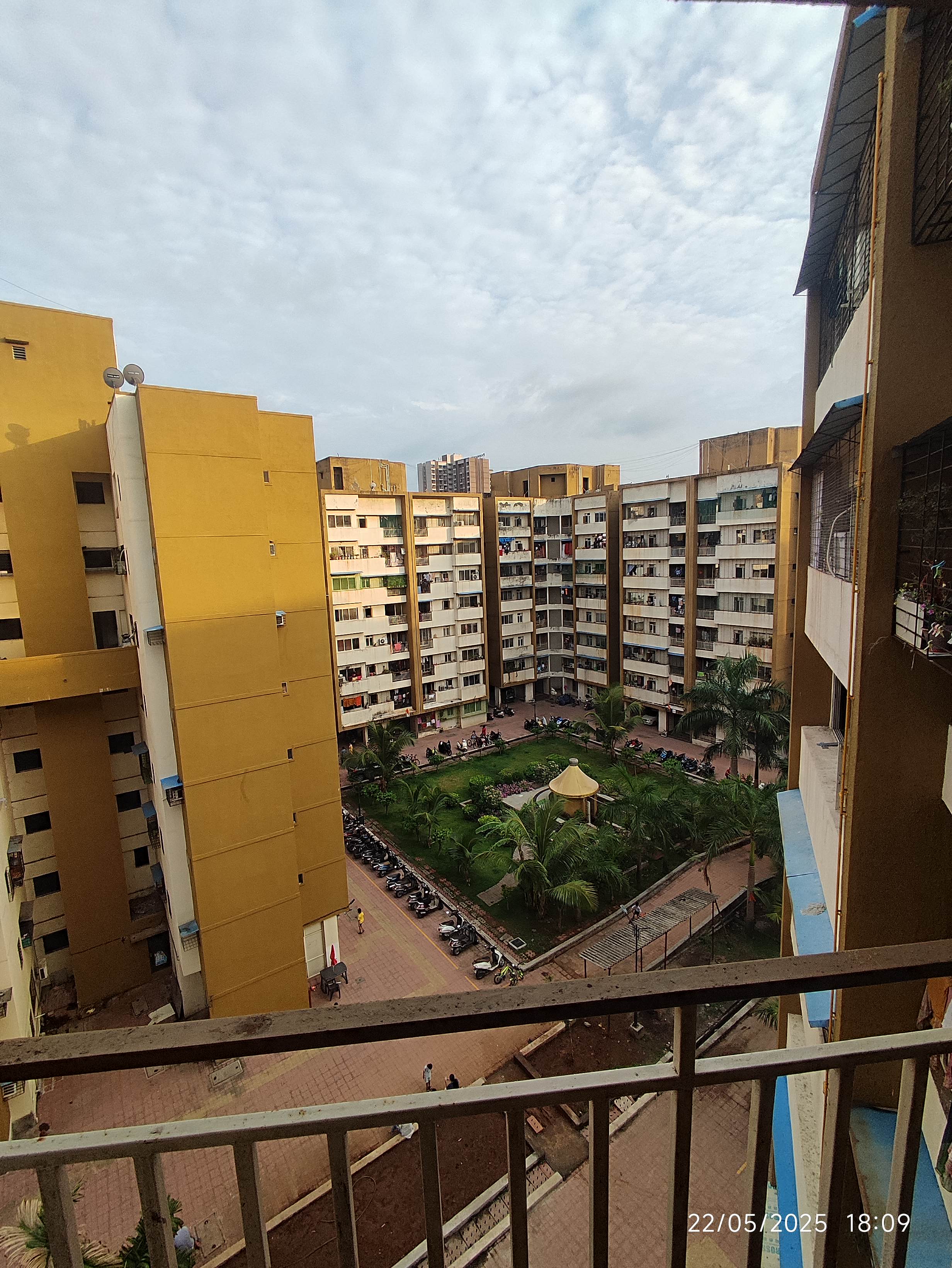 2 BHK + Pooja Room Apartment For Rent in Laxmi Avenue D Global City Ph-1