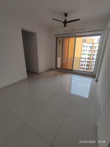 Room in 2 BHK Apartment at Laxmi Avenue D Global City Ph-1, Virar West – for Rent